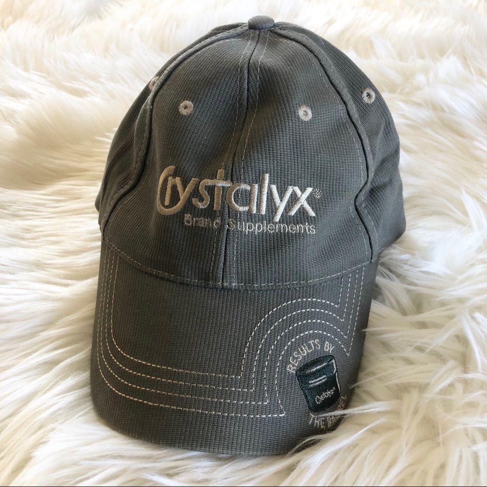 NWOT Crystalyz Ball cap